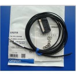 SALE supply Japanese OMRON/ Omron original genuine optical fiber sensor E32-T17L Warranty