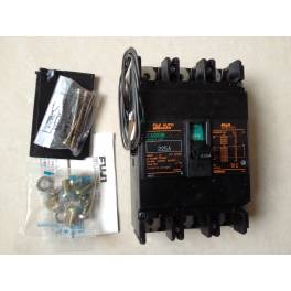 Japanese Fuji EA203B 3P225A air switch 3P200A New genuine circuit breaker