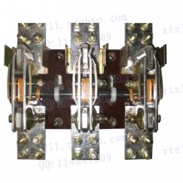 HD13B-1500 31 1500A switch guillotine tripolar three phase single-throw open isolation switch
