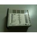 Azbil temperature controller C206DA00701